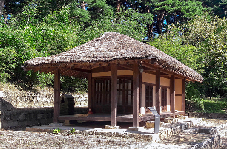 La résidence Seongyojang à Gangneung