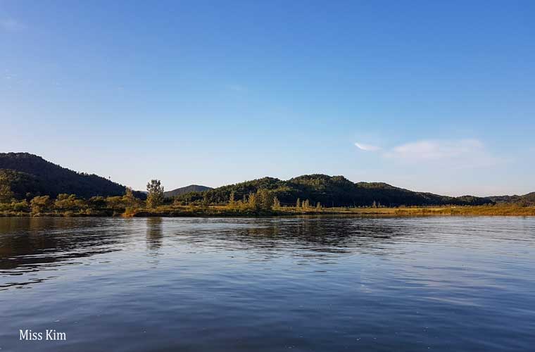 La rivière Geumgan à Buyeo en Corée du Sud