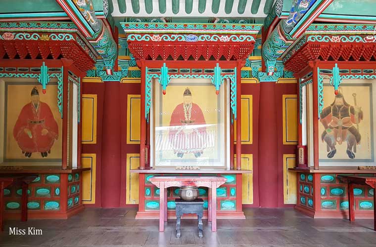 Le sanctuaire Samchungsa à Buyeo en Corée du Sud