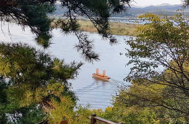 La rivière Geumgan à Buyeo en Corée du Sud