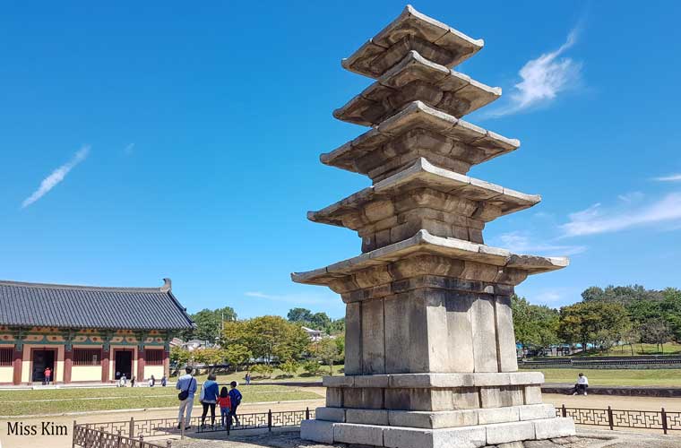 La pagode du temple Jeongnimsa en Corée du Sud