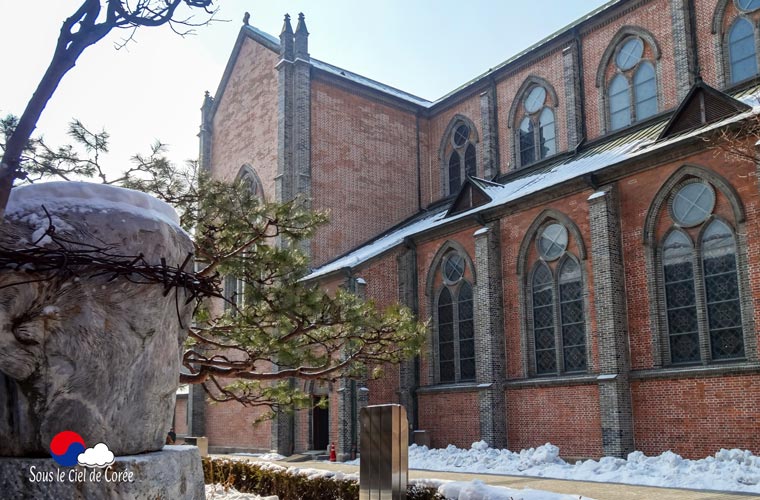 La cathédrale de Myeongdong à Séoul