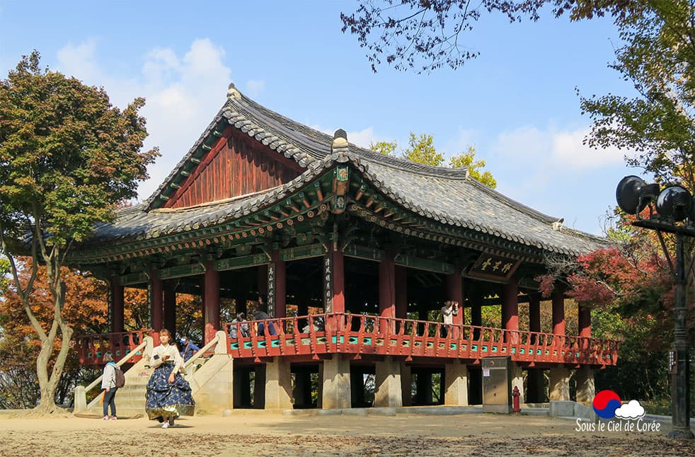 Pavillon traditionnel coréen Omokdae à Jeonju